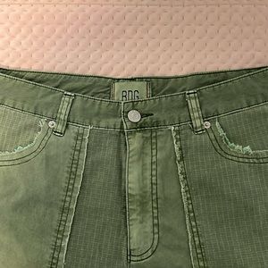 BDG from Urban Outfitters- size 31, gently worn, cargo baggy, army green